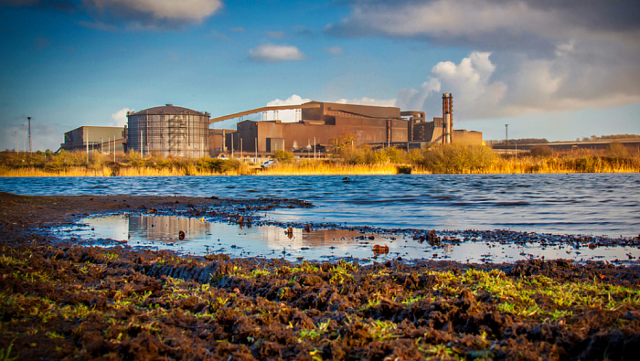 Мировое производство глинозема в январе показало умеренный рост